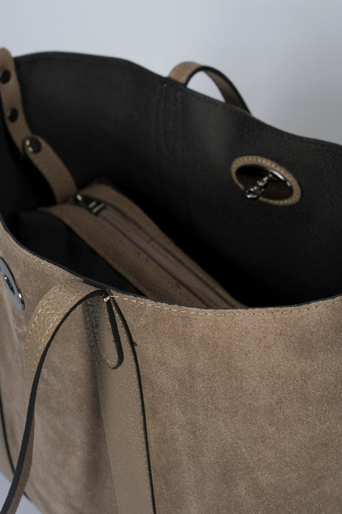 SOLENE suede tote bag - Fango